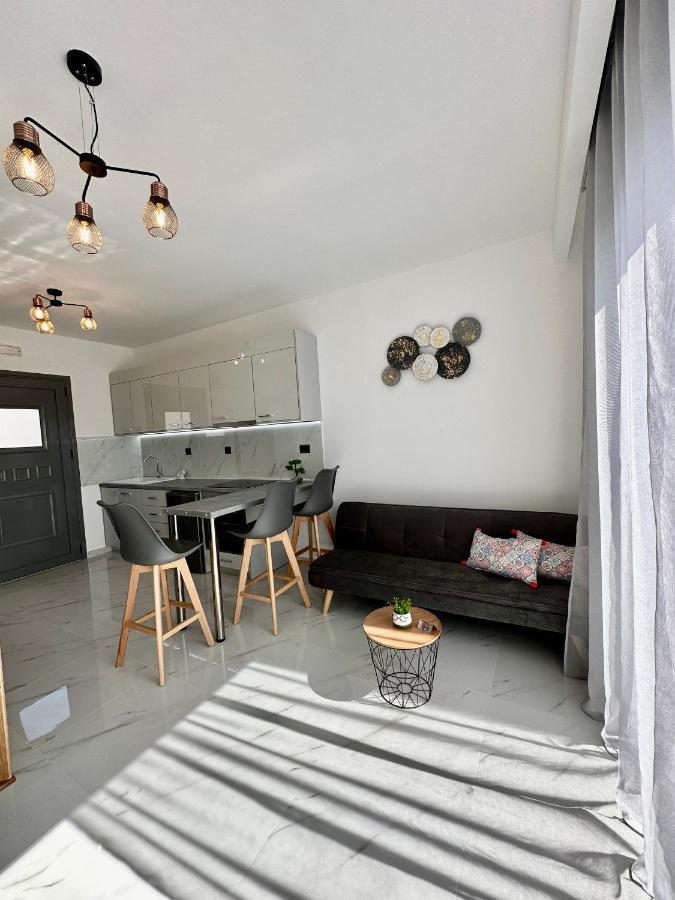 Royal Luxury Studios Archangelos  Ngoại thất bức ảnh